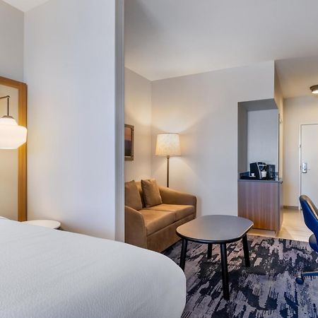 Fairfield Inn & Suites By Marriott Fort Walton Beach Hurlburt Area Екстериор снимка
