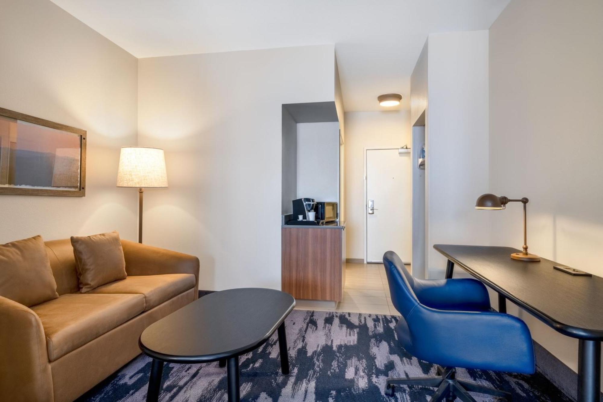 Fairfield Inn & Suites By Marriott Fort Walton Beach Hurlburt Area Екстериор снимка