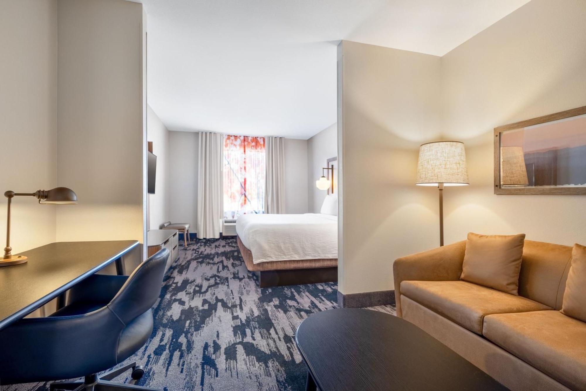 Fairfield Inn & Suites By Marriott Fort Walton Beach Hurlburt Area Екстериор снимка