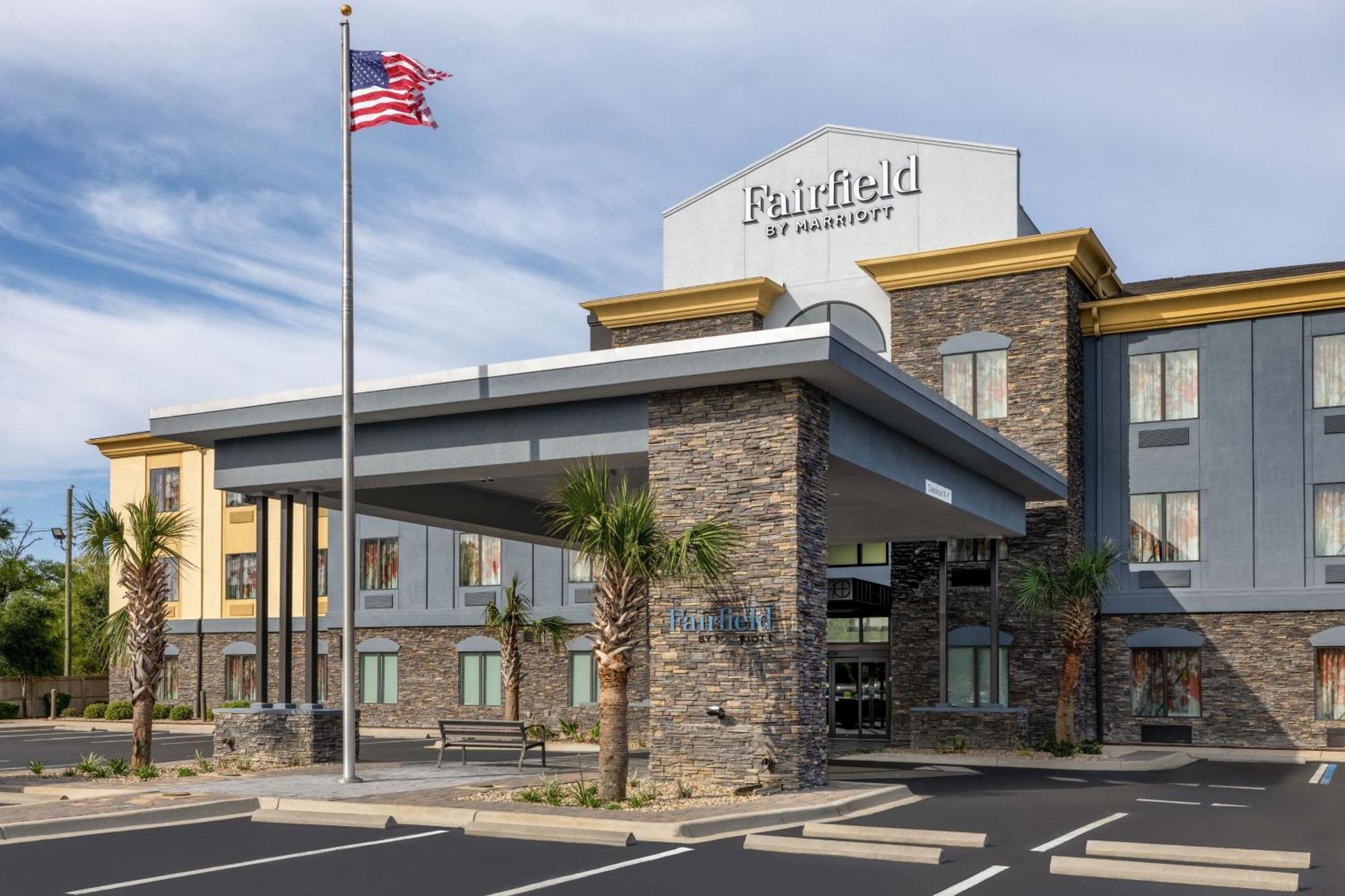 Fairfield Inn & Suites By Marriott Fort Walton Beach Hurlburt Area Екстериор снимка