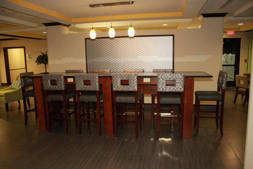 Fairfield Inn & Suites By Marriott Fort Walton Beach Hurlburt Area Екстериор снимка