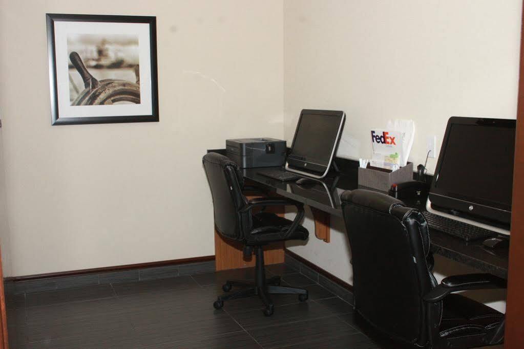 Fairfield Inn & Suites By Marriott Fort Walton Beach Hurlburt Area Екстериор снимка